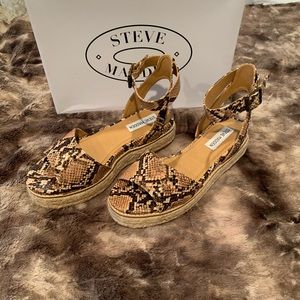 Steve Madden espadrilles